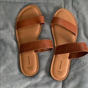 sandals